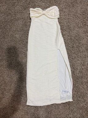 SHEIN Cream Strapless Twist Front Midi Dress